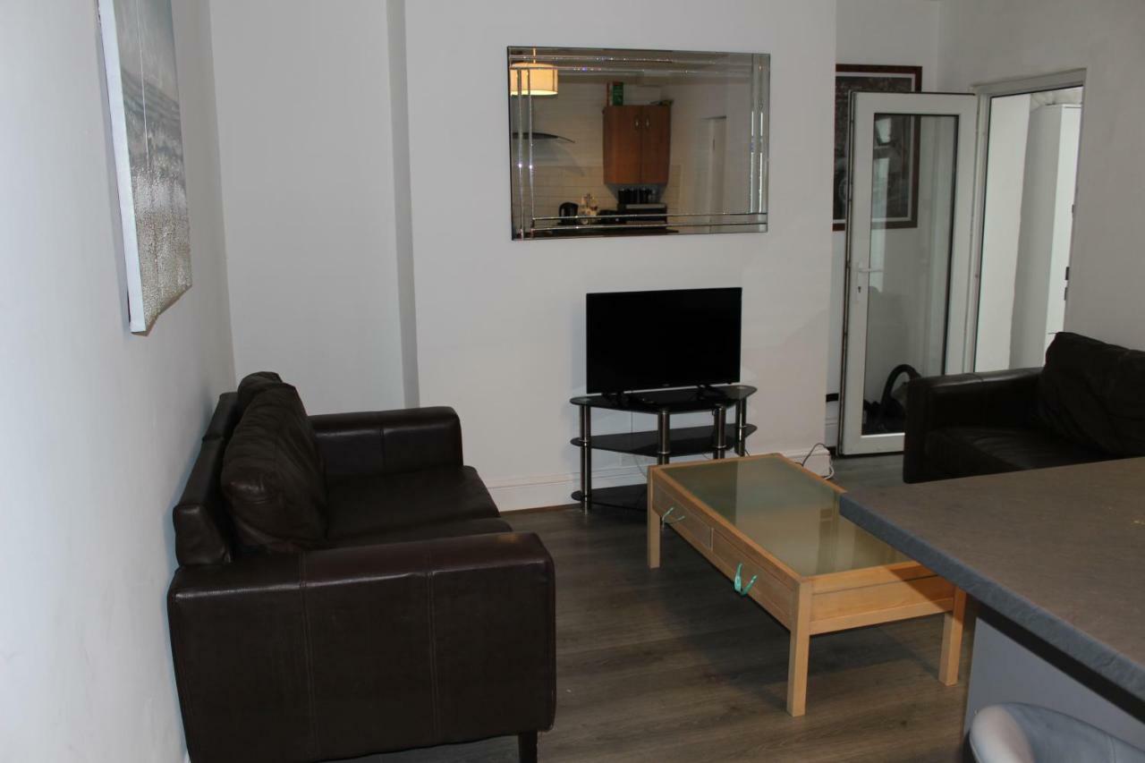 The Brighton Apartment Close To Beach Exterior photo